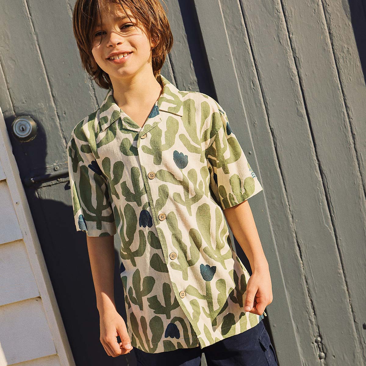 Pablo Prickles Kids Holiday Shirt in Ecru