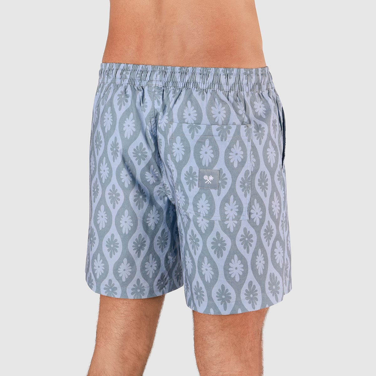 Daisy Chain Everyday Shorts in Navy