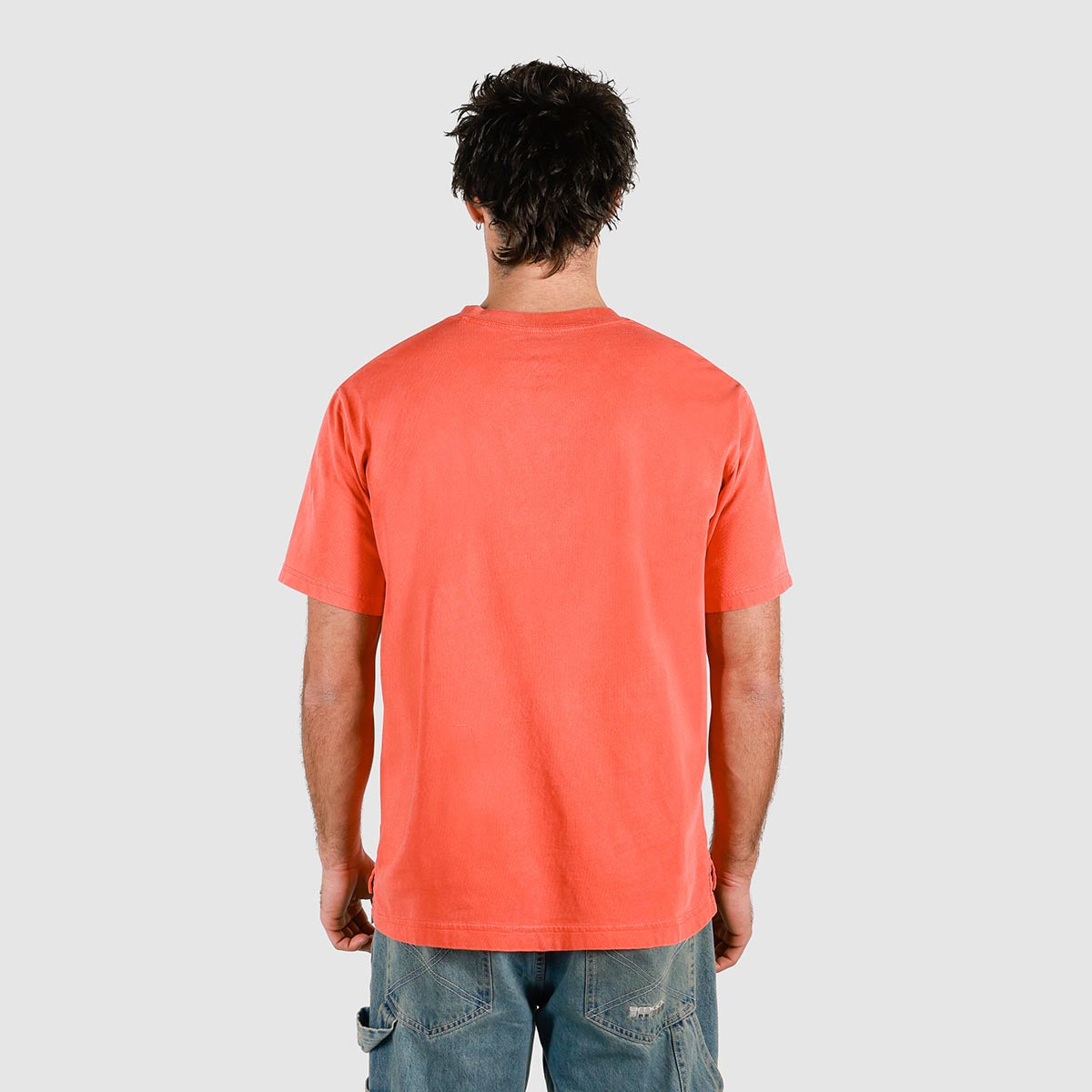 She'll Be Right Slang Tee in Red