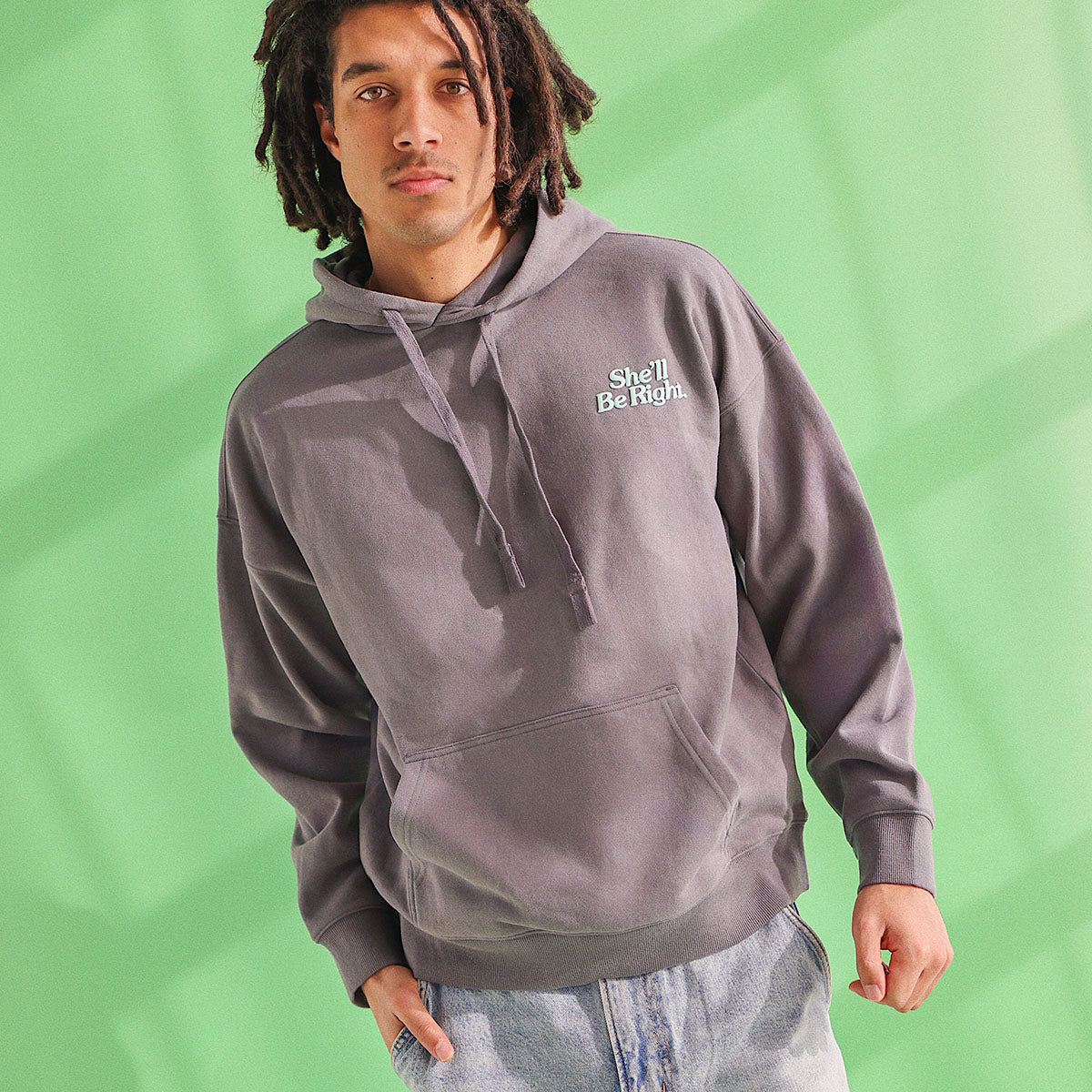 She'll Be Right Slang Hoodie In Charcoal