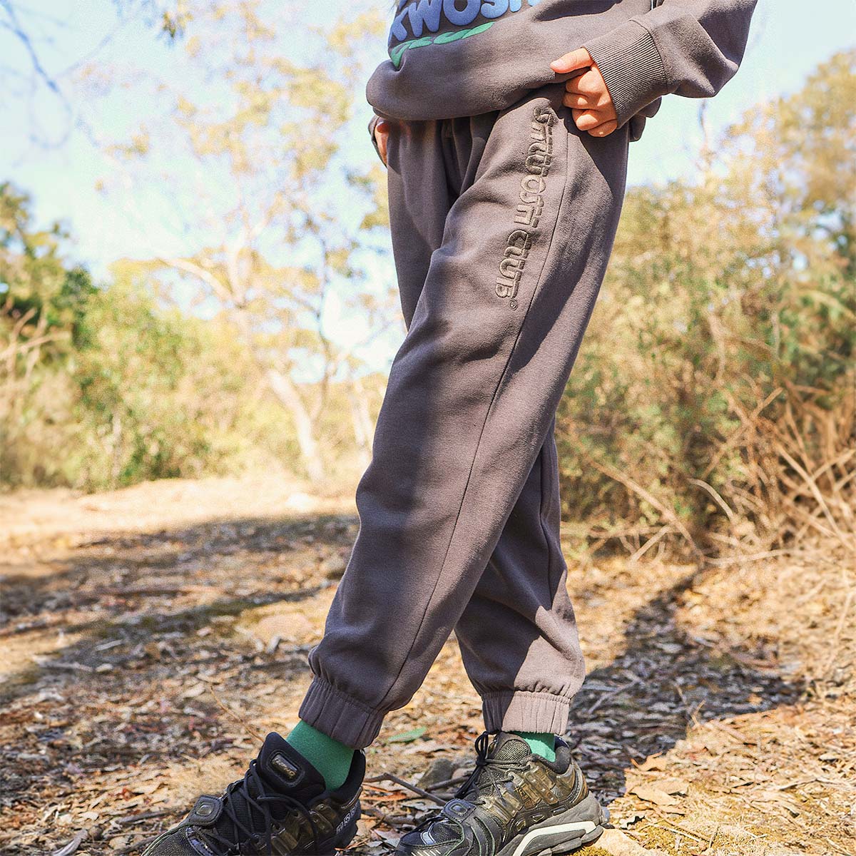 Kids Track Pant in Carbon