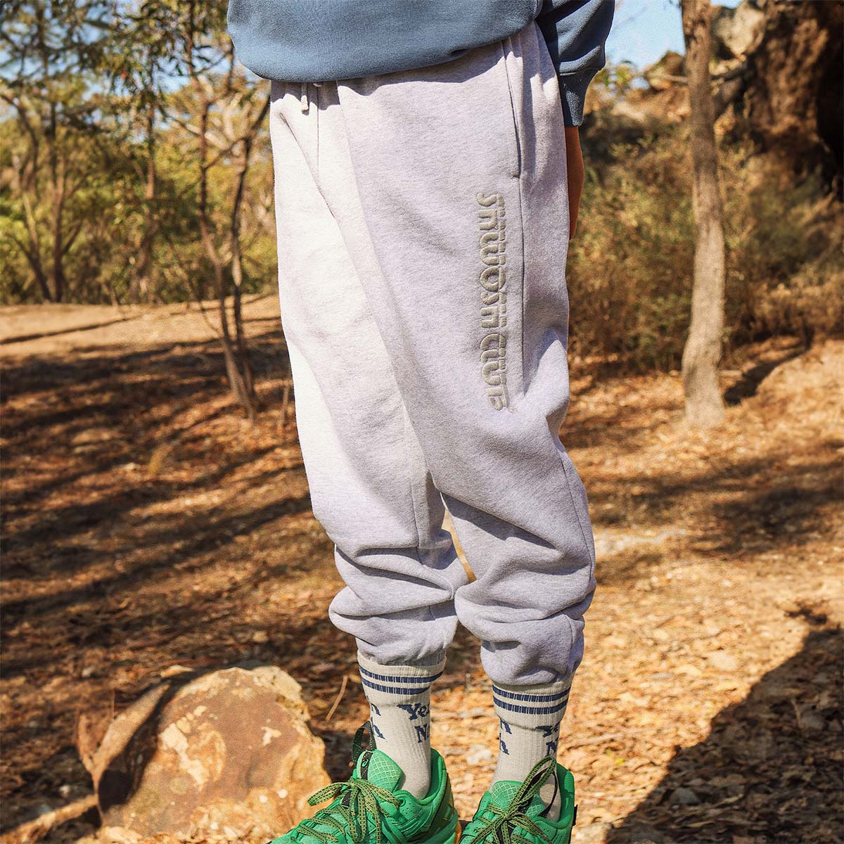 Kids Track Pant in Snow Marle