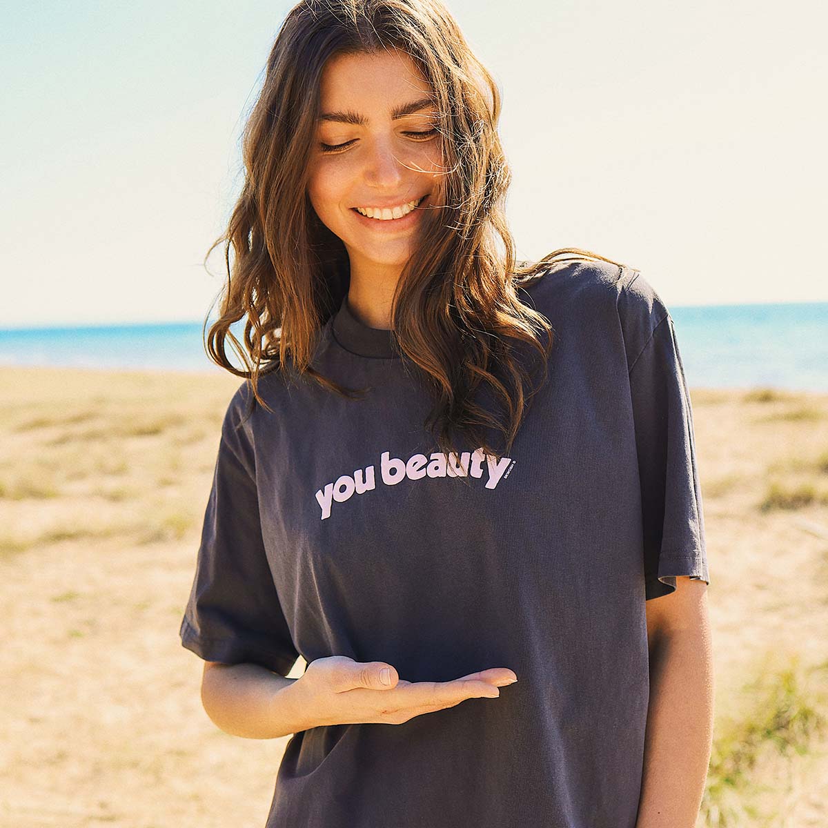 You Beauty Slang Tee in Charcoal