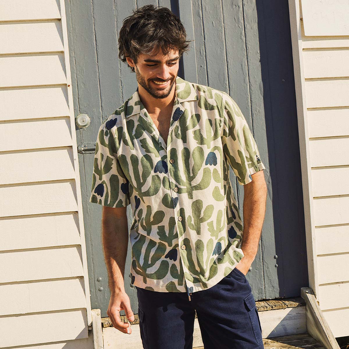 Pablo Prickles Holiday Shirt in Ecru