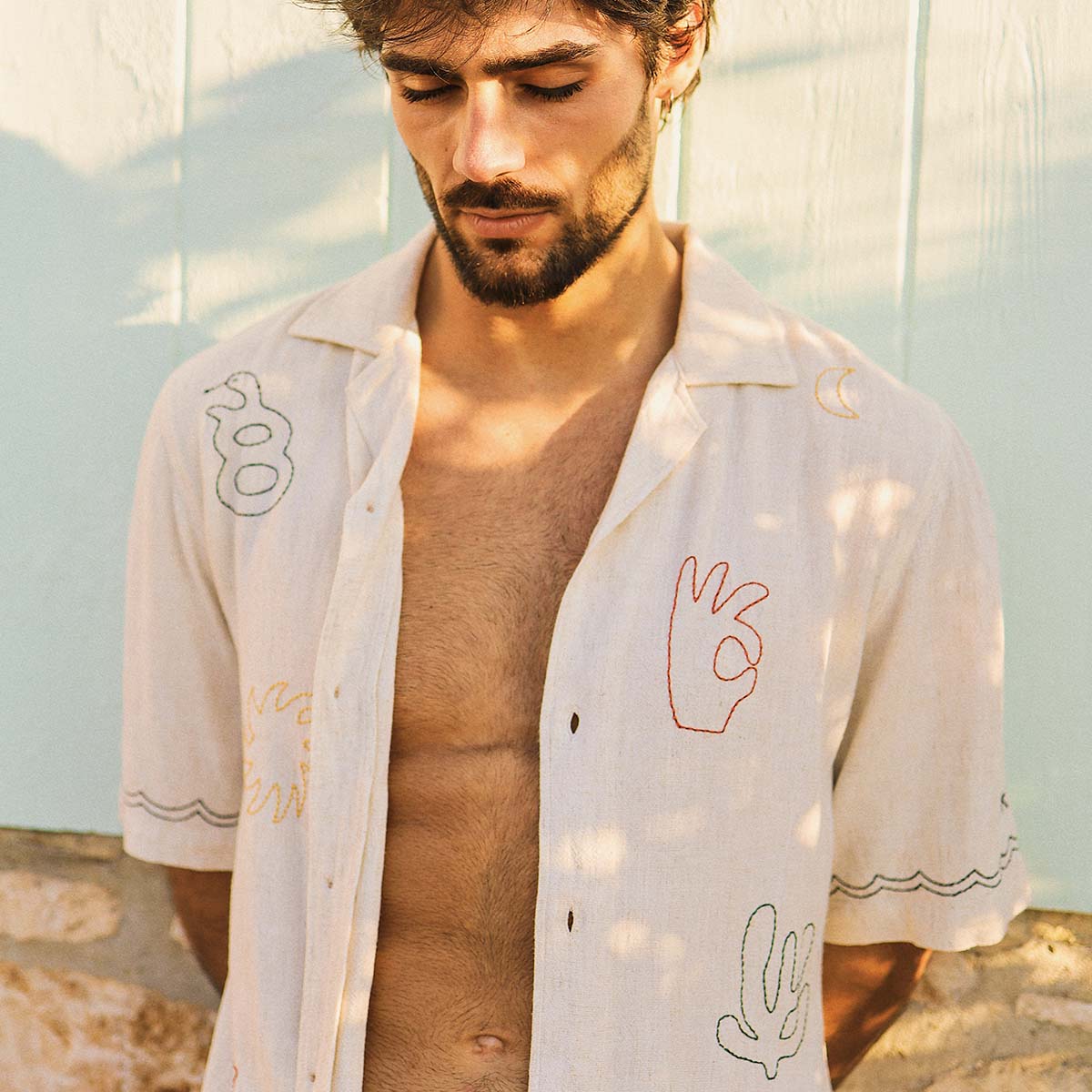 Zorba Embroida Holiday Shirt in Ecru