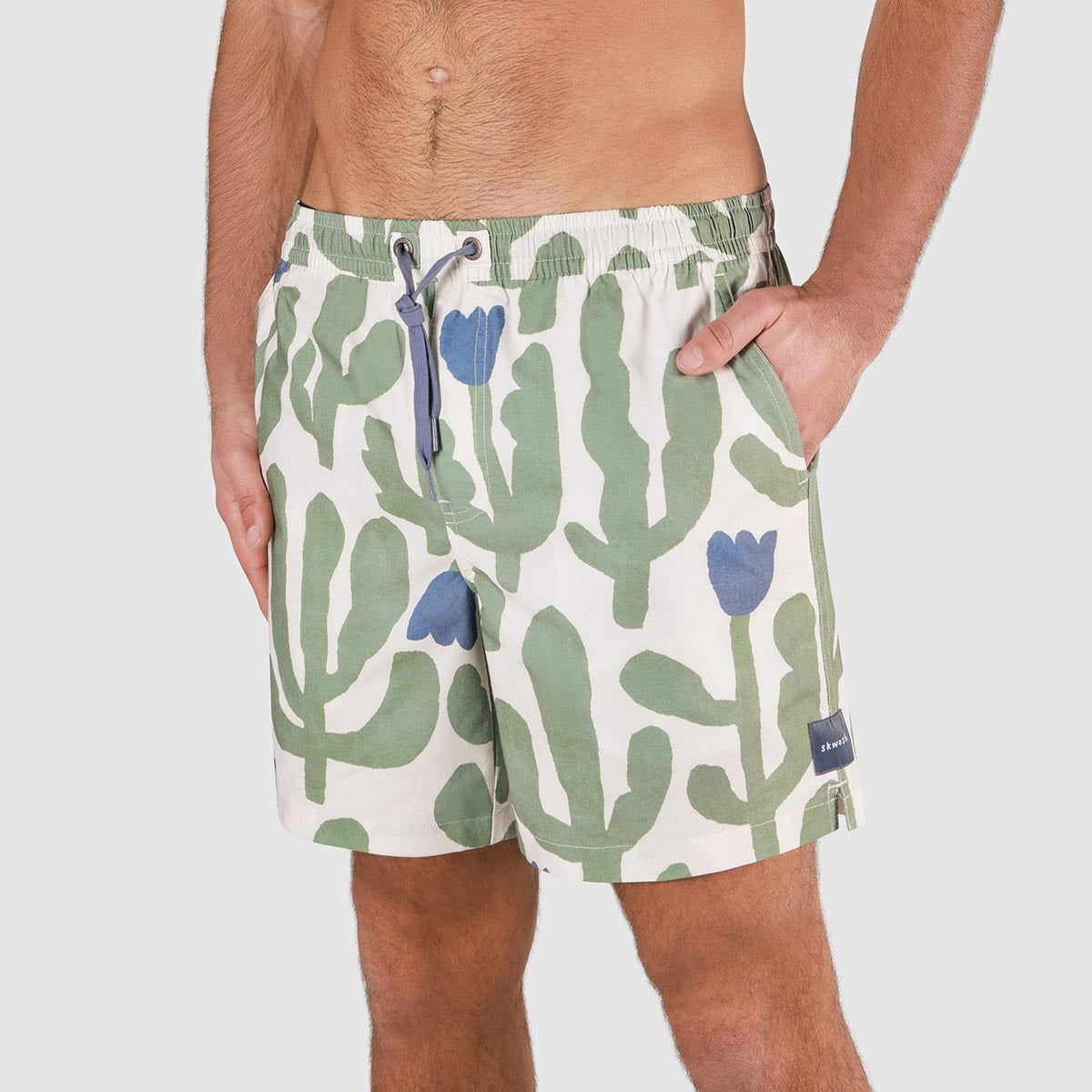 Pablo Prickles Everyday Shorts in Ecru