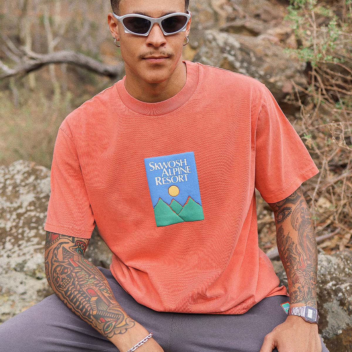 Alpine Time Regular Tee In Red